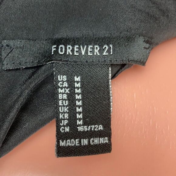 Forever 21 Black Mini Lace Skirt - Picture 6 of 6